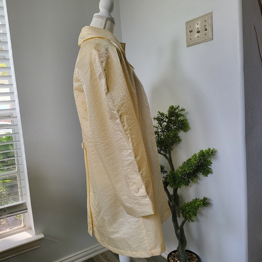 Izzi Coat - Picture 6 of 15